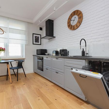 Apartment Bialobrzeska Warsaw Ochota By Renters المظهر الخارجي الصورة