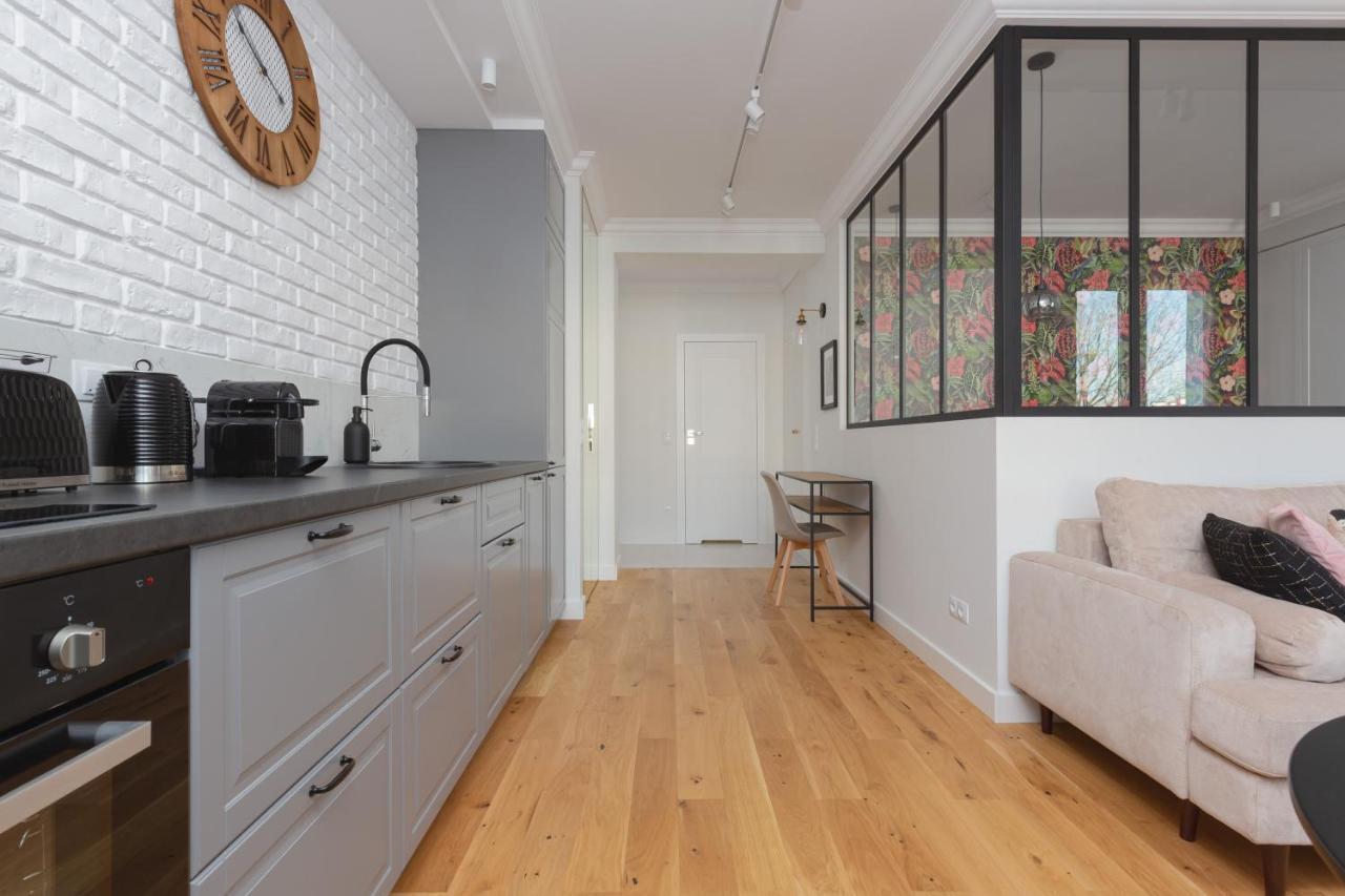 Apartment Bialobrzeska Warsaw Ochota By Renters المظهر الخارجي الصورة