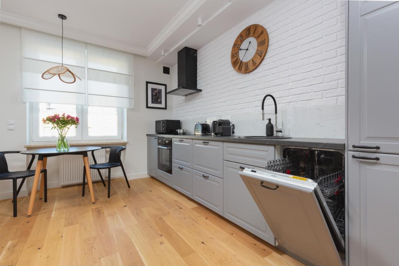 Apartment Bialobrzeska Warsaw Ochota By Renters المظهر الخارجي الصورة