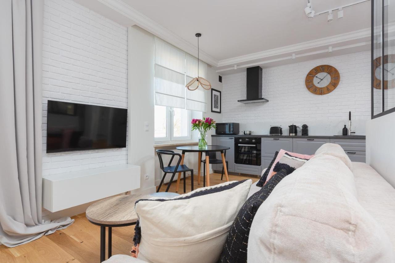 Apartment Bialobrzeska Warsaw Ochota By Renters المظهر الخارجي الصورة